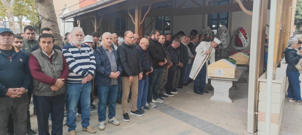 Siyasetçileri ve İş İnsanlarını buluşturan cenaze