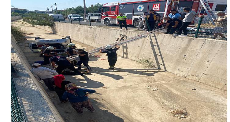 ŞARKÖY’DE  KONTROLDEN ÇIKAN OTOMOBİL DEREYE UÇTU