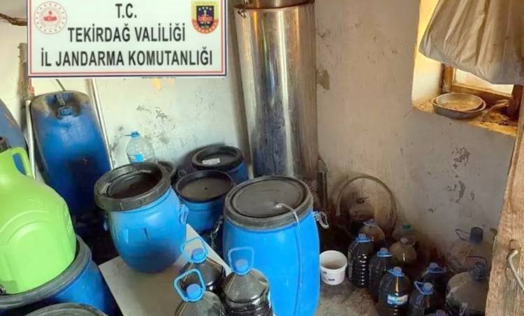 Şarköy'de 1165 litre Kaçak Şarap ele geçirildi; 2 gözaltı