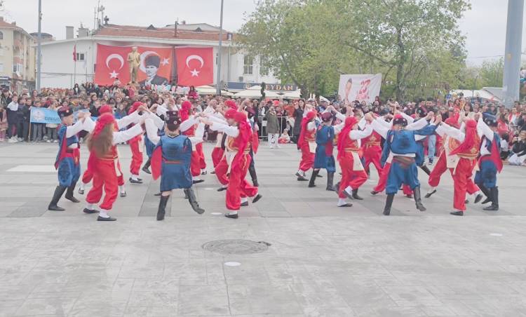 ŞARKÖY’DE 23 NİSAN ÇOCUK  BAYRAMI COŞKUYLA KUTLANDI