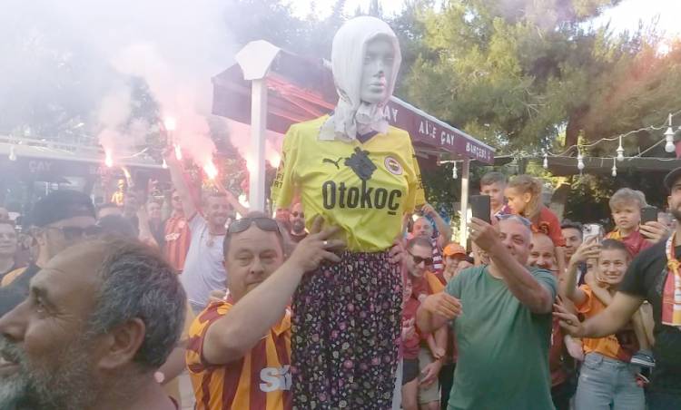 Taraftar Çeşmesi Boyama Geleneği Rezilliğe Çevrildi