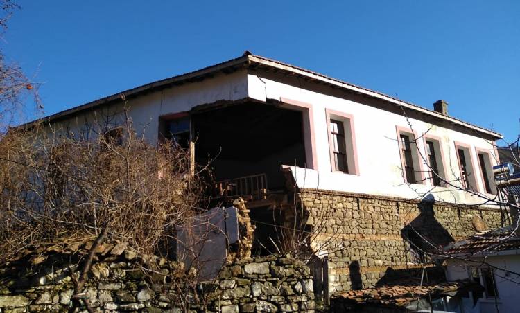 TARİH YIKILIYOR