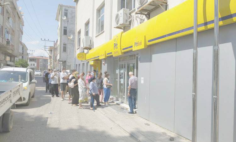 VATANDAŞI MAĞDUR EDEN  PTT İLE KİM İLGİLENECEK?